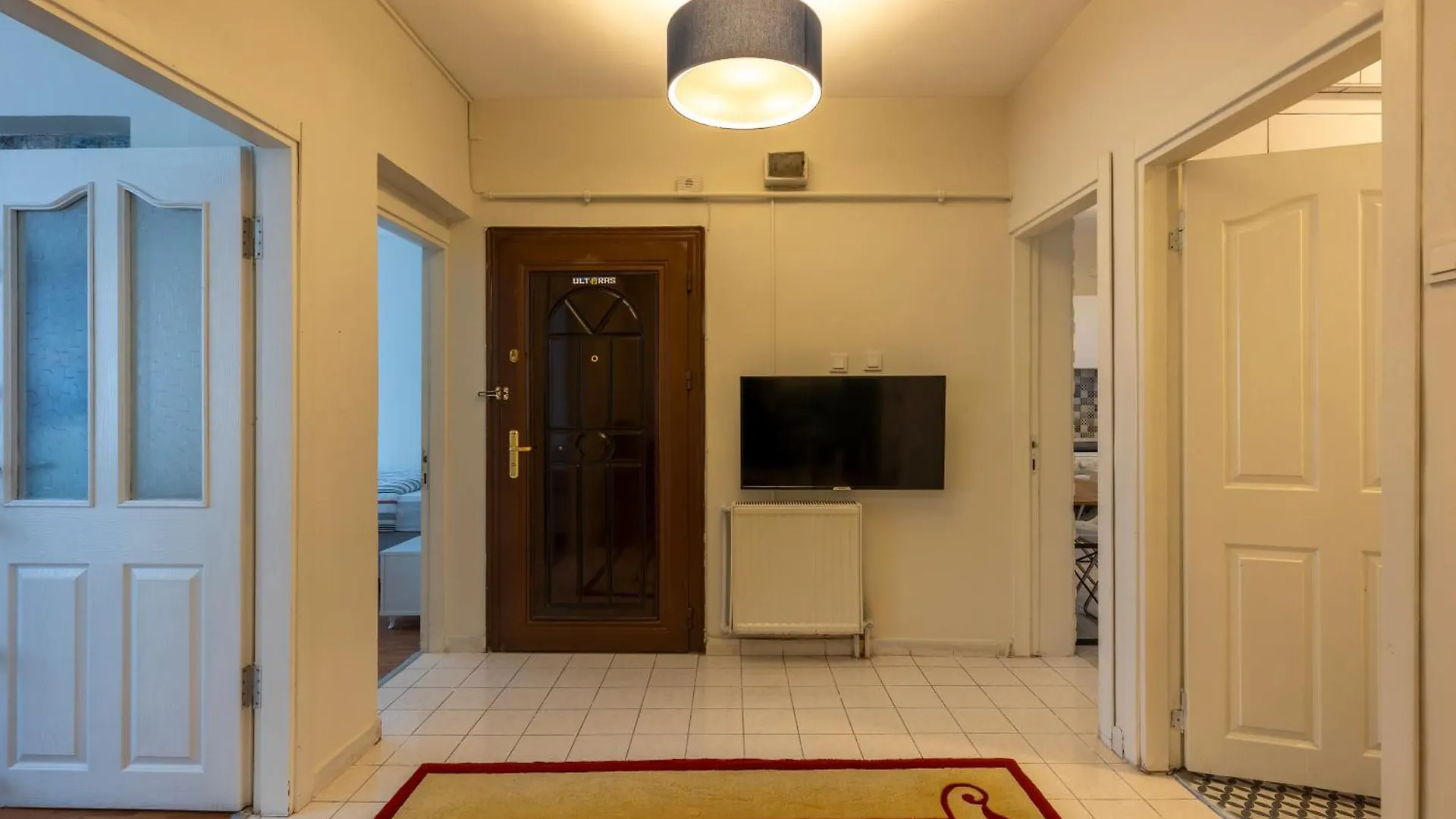 In The Centre Of Taksim And Galataport 3 Bedroom And 1 Living Room Stambuł Apartament